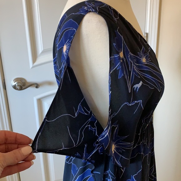 CLUB MONACO Blue Silk Maxi Dress, Size 2 - Picture 6 of 15